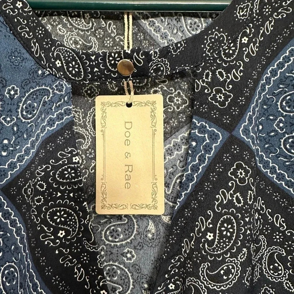 Anthropologie Doe & Rae NWT’s wrap front long sleeve blouse.size large - Picture 4 of 9